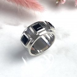 Bague Argent et Onyx facetté - COLLECTION ARCHIVES