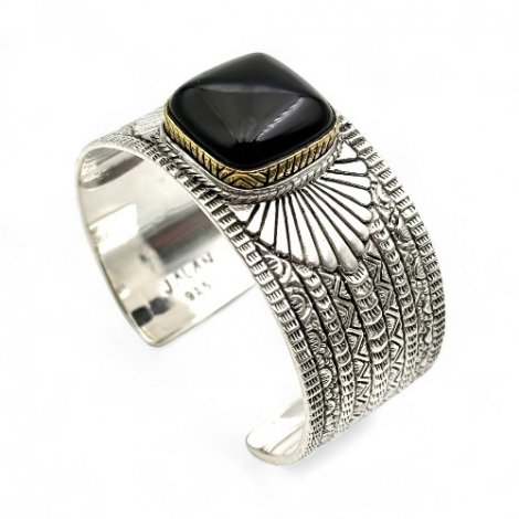 ONYX