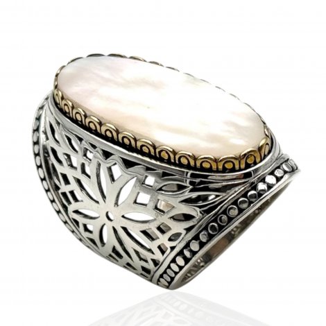 WHITE MOTHER OF PEARL